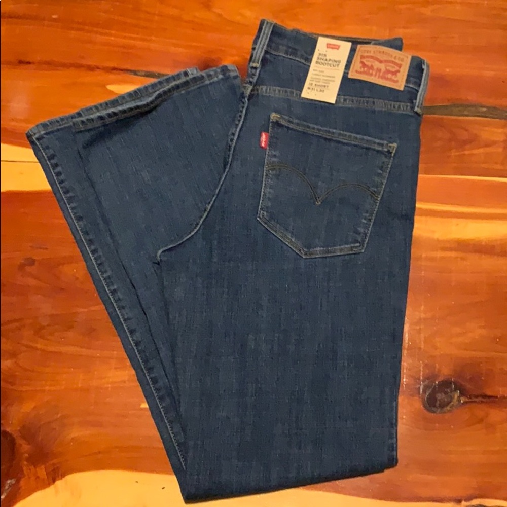 BRAND NEW Levi’s Bootcut Jeans